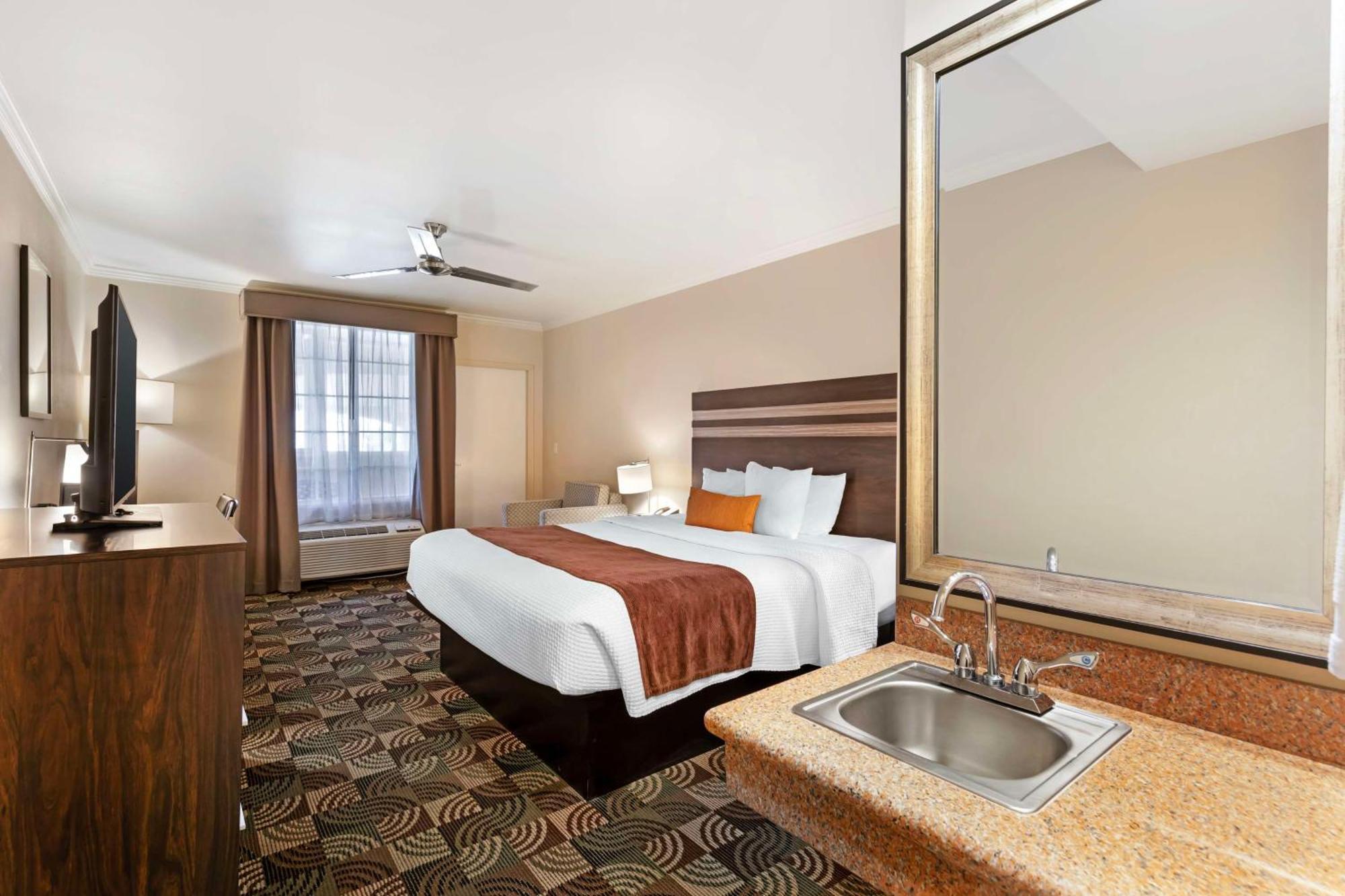 Best Western Plus Country Park Hotel Tehachapi Luaran gambar
