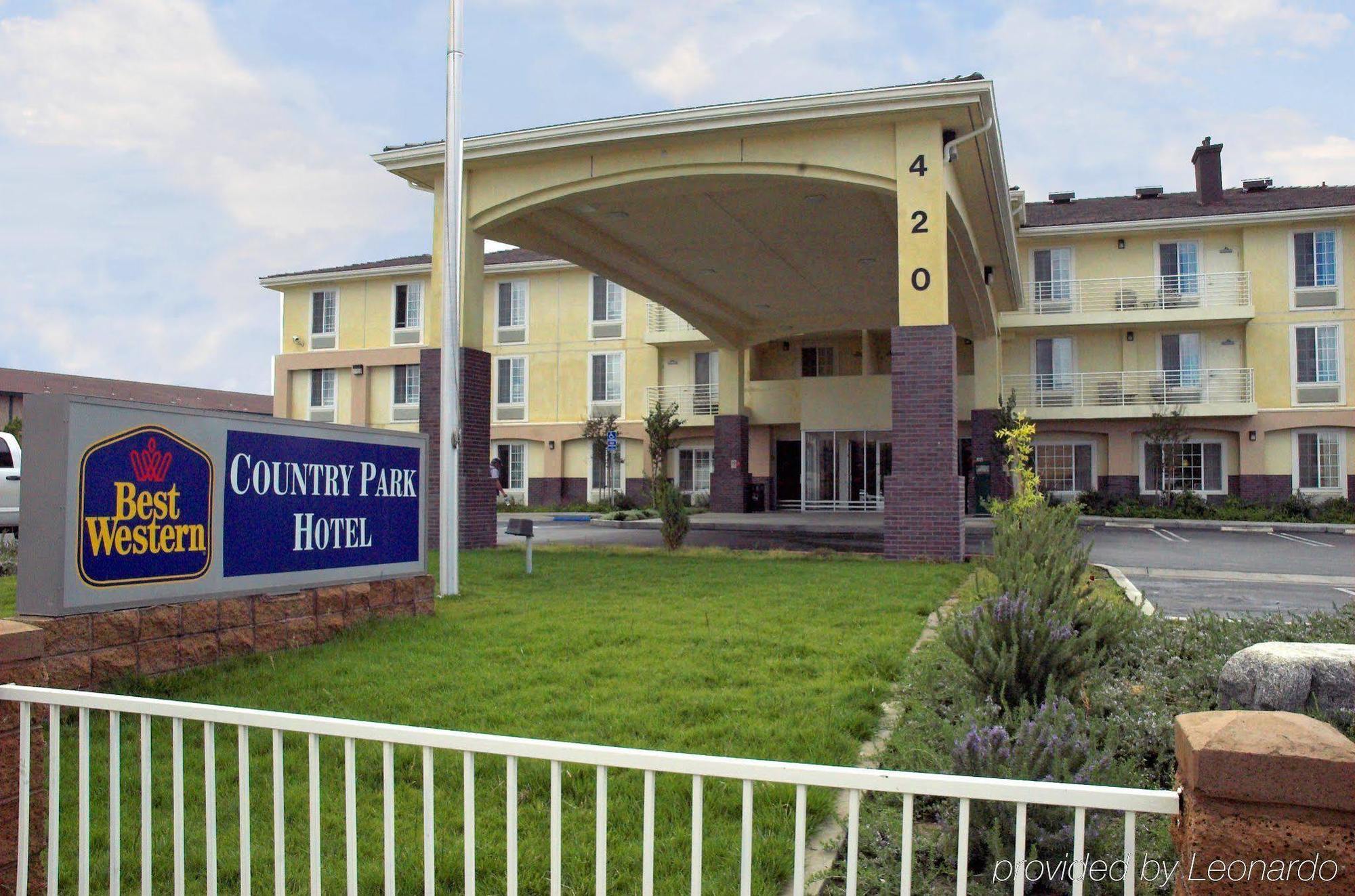 Best Western Plus Country Park Hotel Tehachapi Luaran gambar